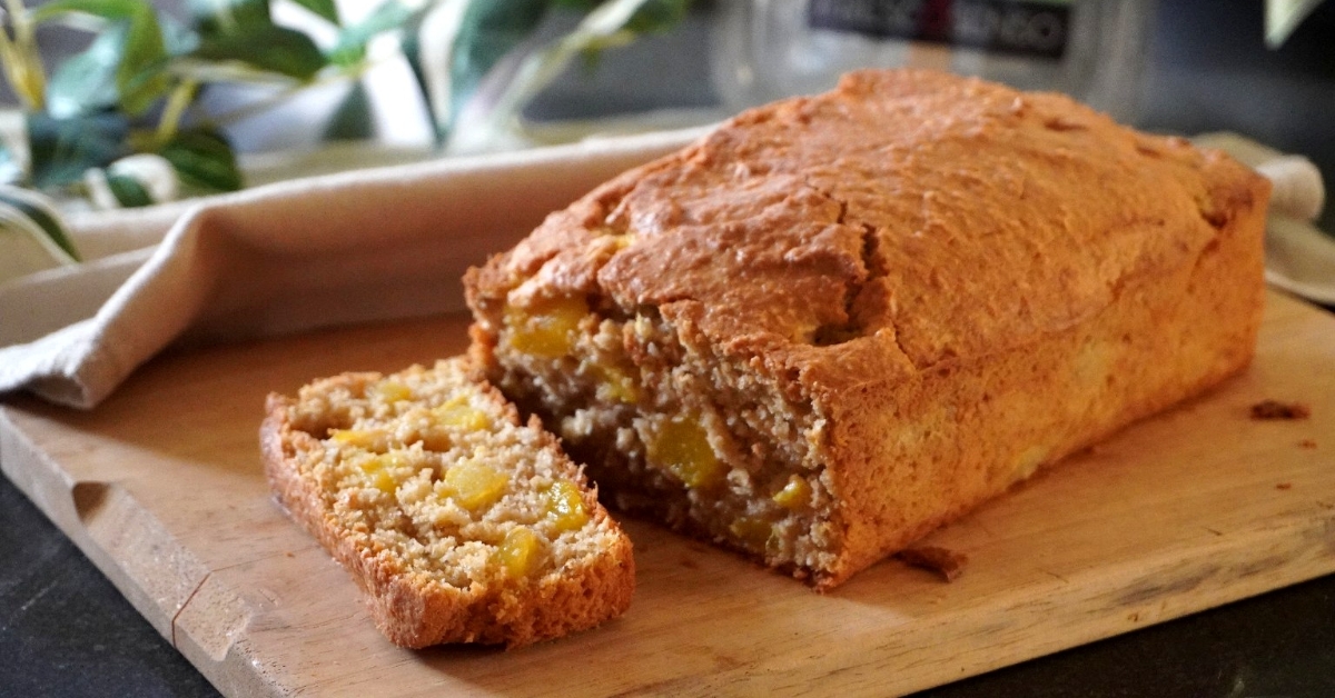 Plumcake tropicale con mango e cocco