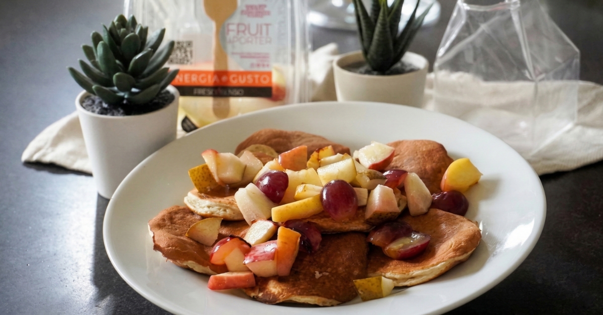 Pancake con frutta caramellata