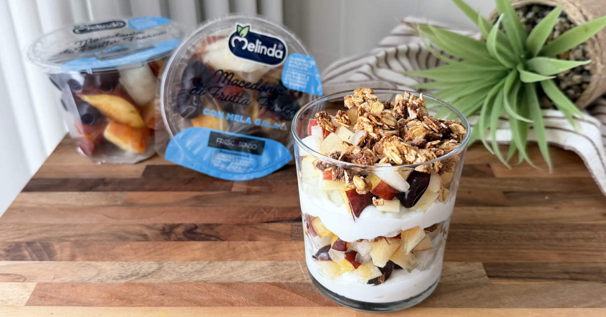 Yogurt Parfait con granola fatta in casa