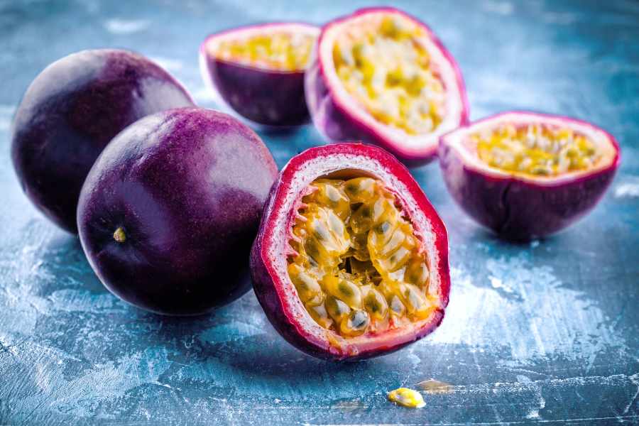 Passion fruit: proprietà, benefici e ricette